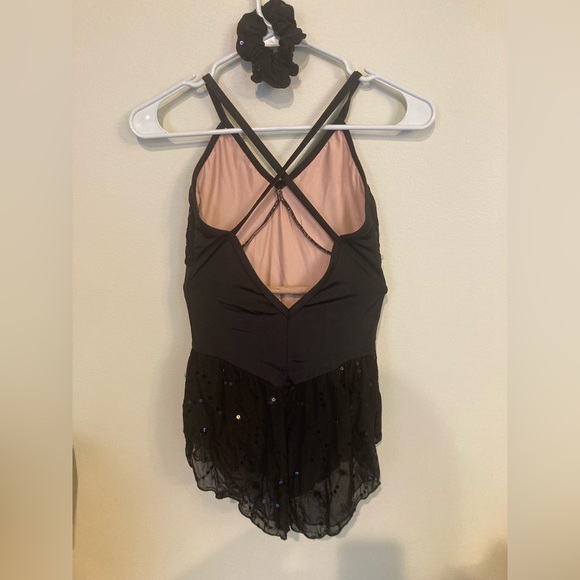 New Unworn Black and Sequined Figure Skating Costume with Matching Scrunchie - Picture 3 of 11